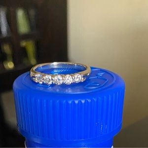 18K WG Jared’s 5-Stone Diamond  Anniversary Band